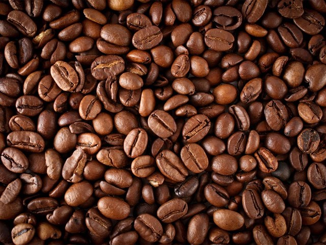Giá nông sản hôm nay 6/4: Giá cà phê tiếp tục tăng, nông dân tranh thủ bán ra, giá tiêu đứng yên